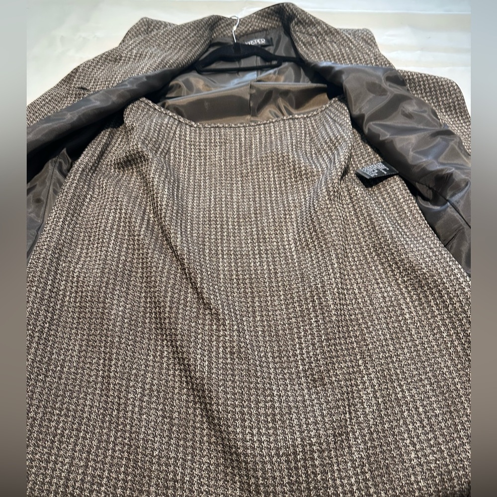 Woman dress suit